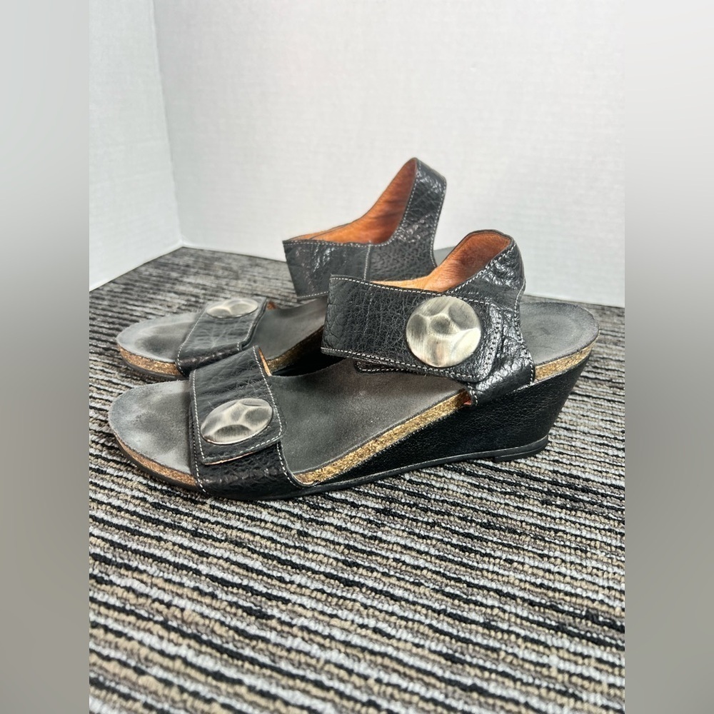 Taos Women's Boardwalk Wedge Sandal Black-Size 38 (US 7-7.5) - Picture 2 of 14